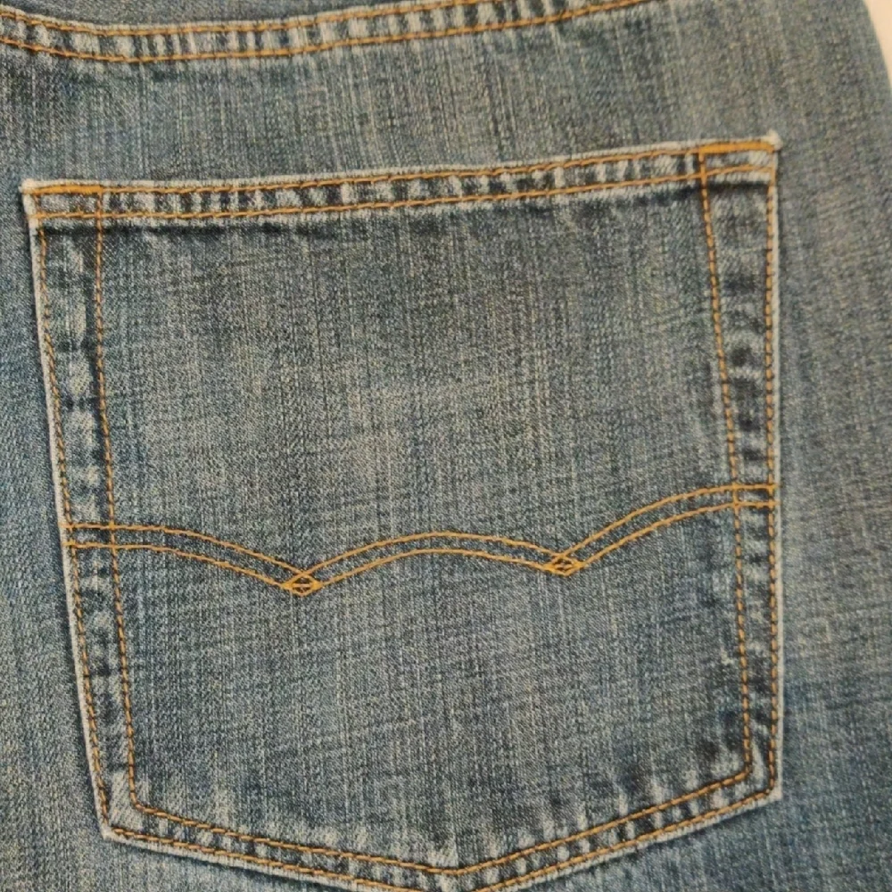 American Eagle Outfitters Men's Straight Blue Jeans